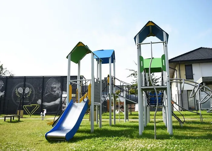 Szmaragdowy * Ustronie Morskie